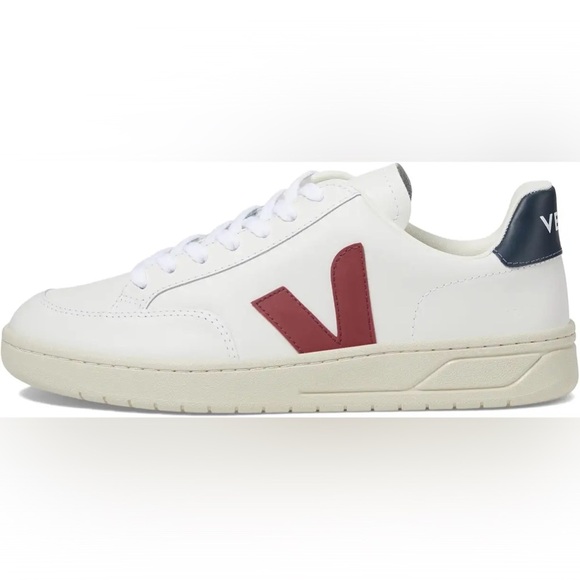 VEJA V-12 Men's - Picture 3 of 10